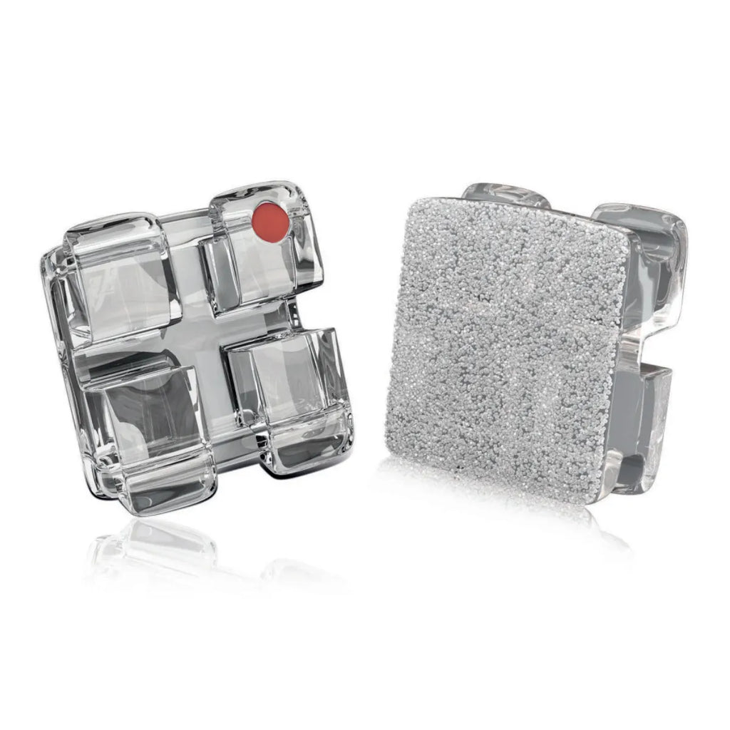 Beetle Dental monocrystalline ceramic dental brackets designed for aesthetic orthodontic treatments